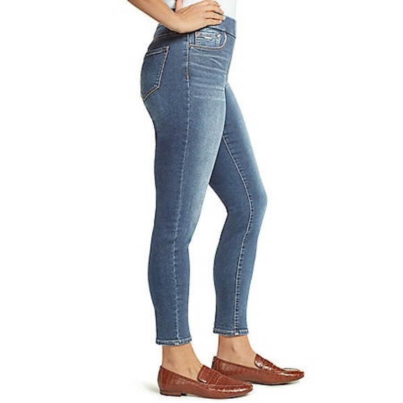 Nine West Denim - NWT Nine West Womens Heidi Pull On Skinny Jeans Color Montréal